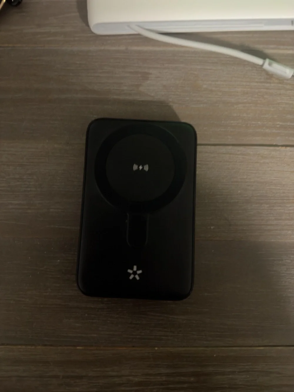 Ionix portable charger with charging cable
